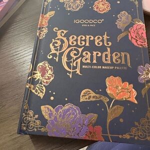 Secret Garden Multi-Color Makeup Palette